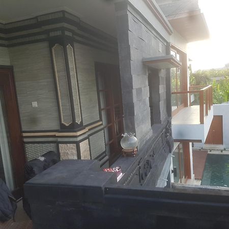 Yogi Homestay Canggu Eksteriør billede