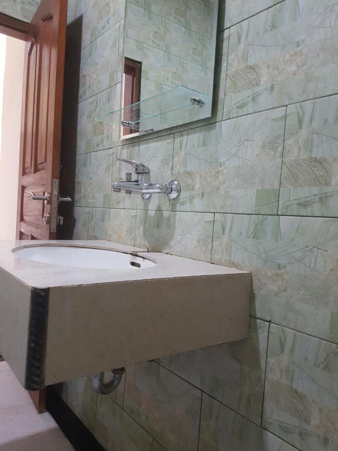 Yogi Homestay Canggu Eksteriør billede
